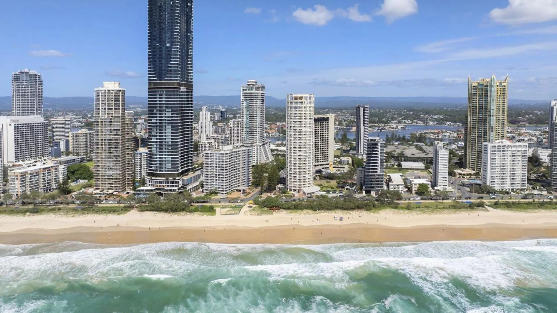Focus Apartments With Ocean Views - Coasthm Gold Coast Austrália